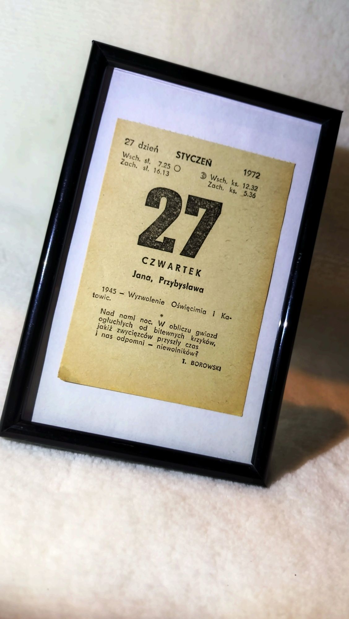 Kartka z kalendarza z datą w ramce 1972