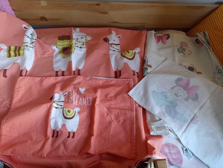 Materac z akcesoriami dla maluszka