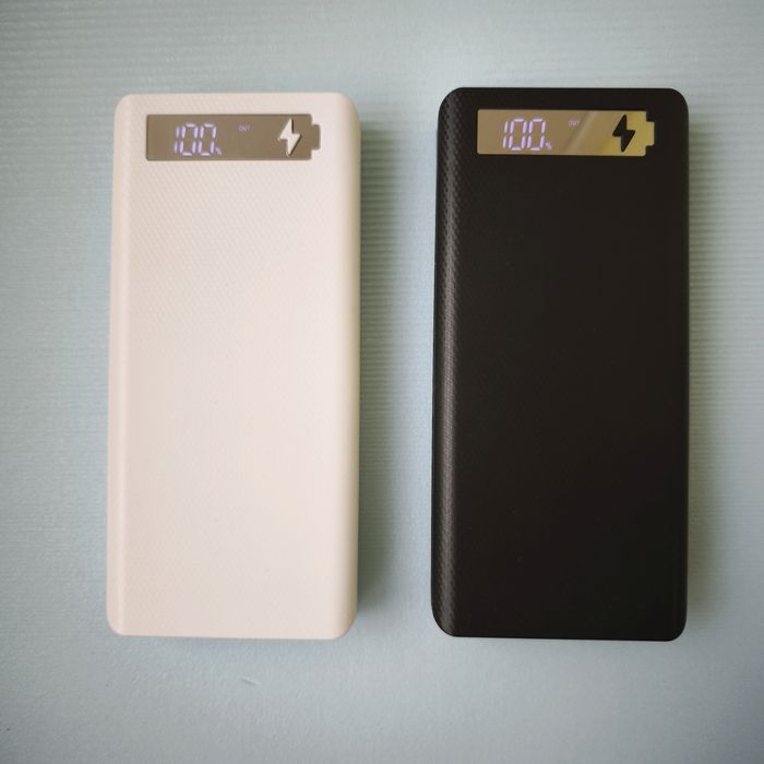 Пауэрбанк Power bank 20000 мАч 18 Вт