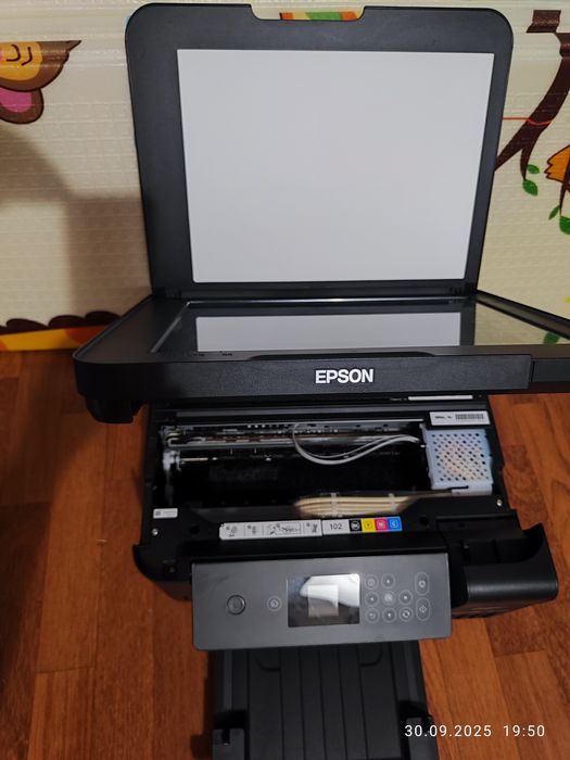 БФП Epson EcoTank ET-2750 (МФУ, принтер, сканер,копір) вмонтована СНПЧ