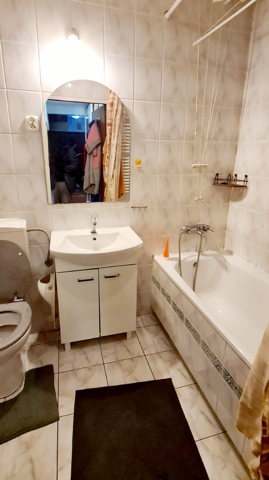 2 ustawne pokoje, oddzielna, jasna kuchnia, parking, TBS KURDWANÓW