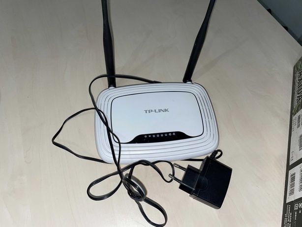 Router TP-LINK Wireless N 300Mbps TL-WR841N