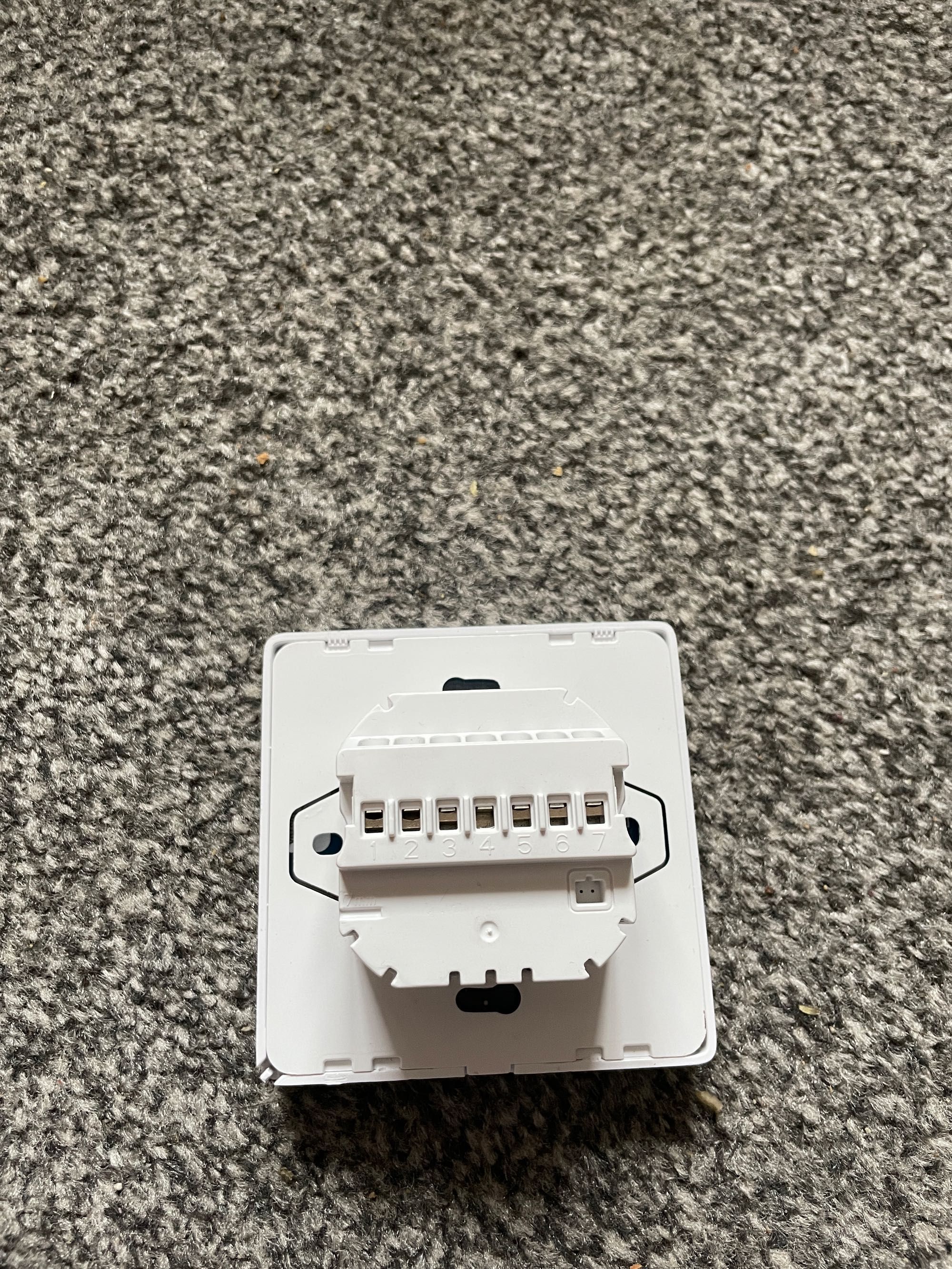 Termostat marki Beok Controls