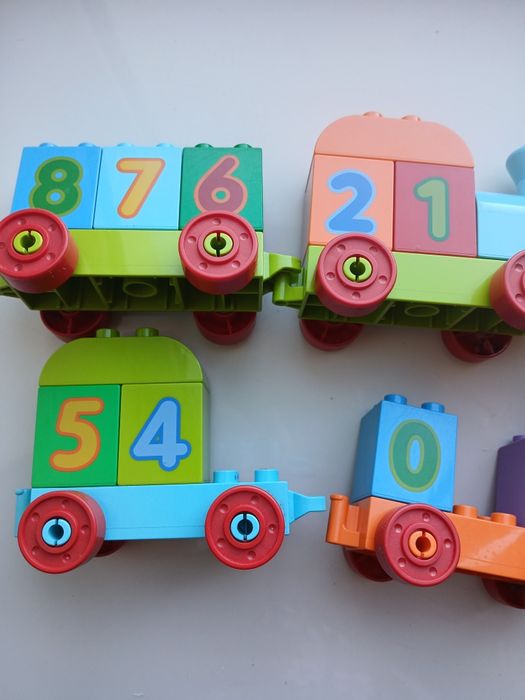 LEGO DUPLO  развивающая игрушка