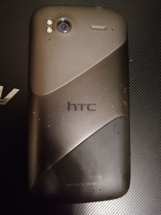 Смартфон HTC в робочому стані