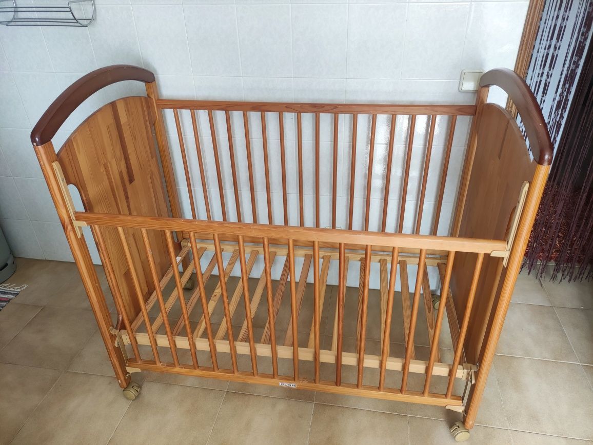 Cama / berço bebe com colchao