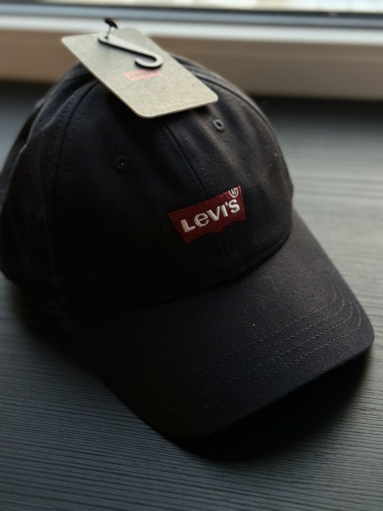 Кепки Levi’s