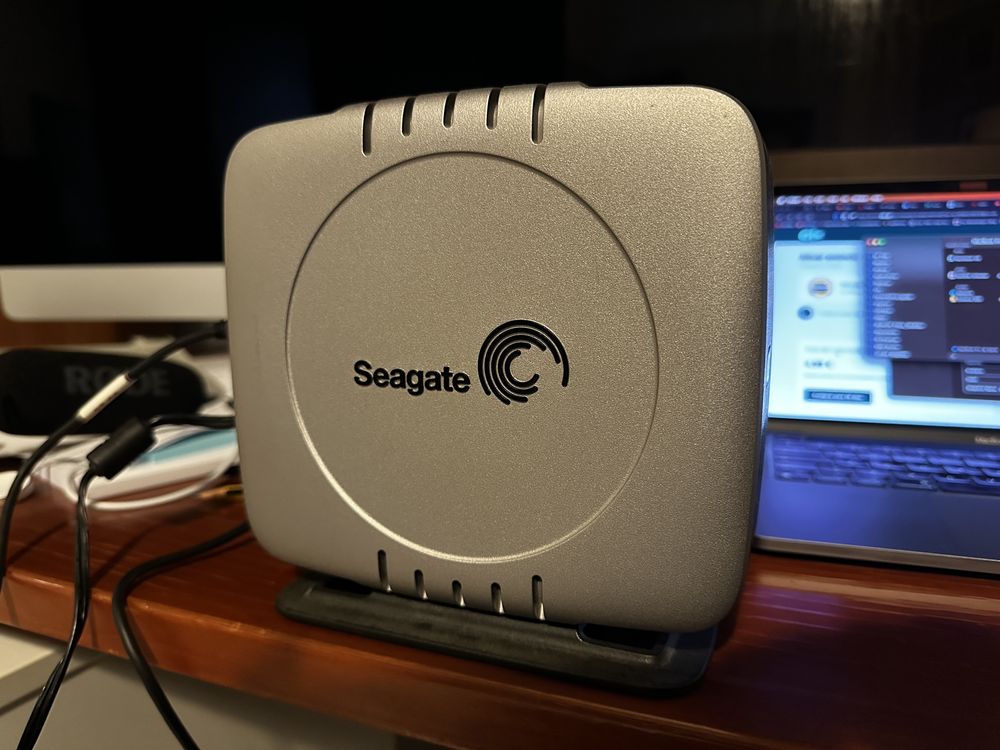 Discos externo HDD Seagate - 200Gb & 300Gb