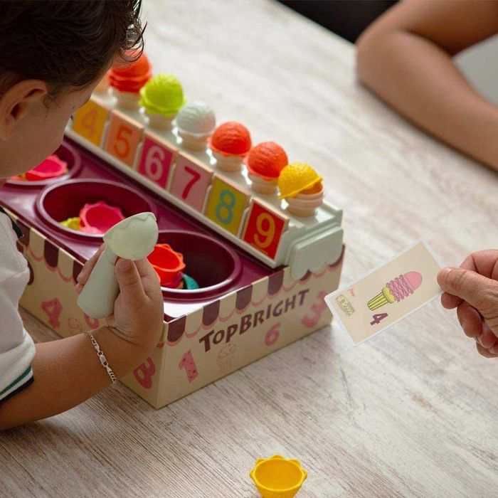 Gelataria de brinquedo, jogo educativo de matemática e lógica