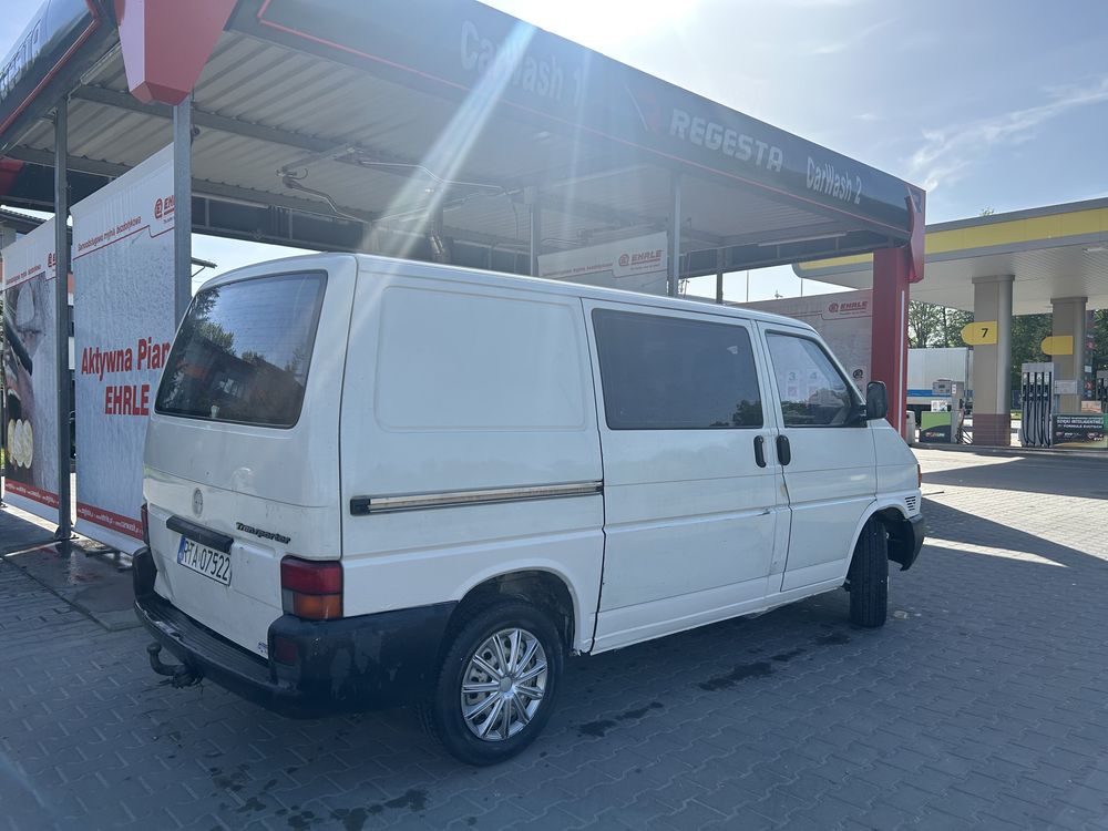 Volkswagen T4 2.4 77KM 6-os.