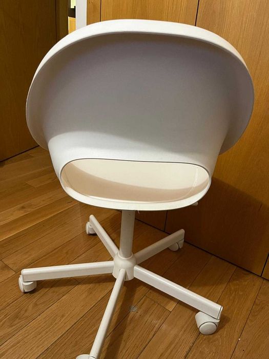 LOBERGET/ MALSKÄR Cadeira p/escritório, branco IKEA (Usada)