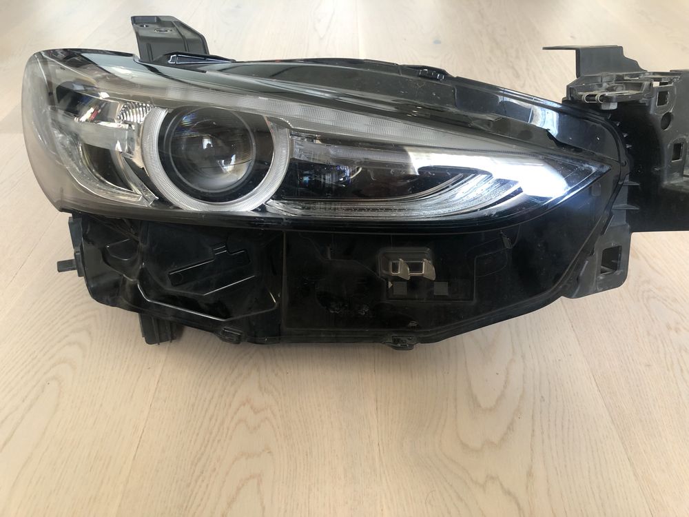 Права фара Mazda 6 (2018-2021) Full LED ALH