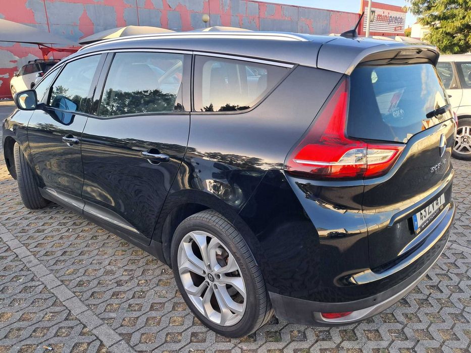 renault grande scenic 7 lug