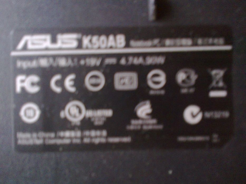 Laptopy.Ładowarki do telefonów ,laptopów