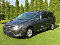 Chrysler Pacifica Touring L