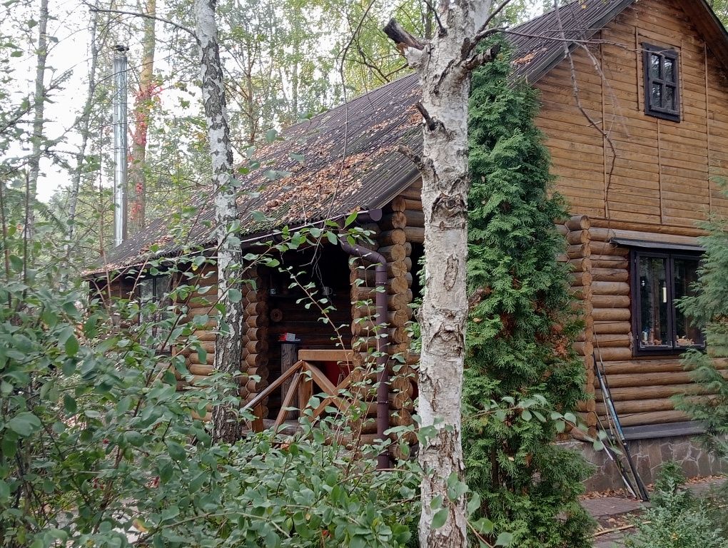 Оренда подобово заміський будинок зі зрубу