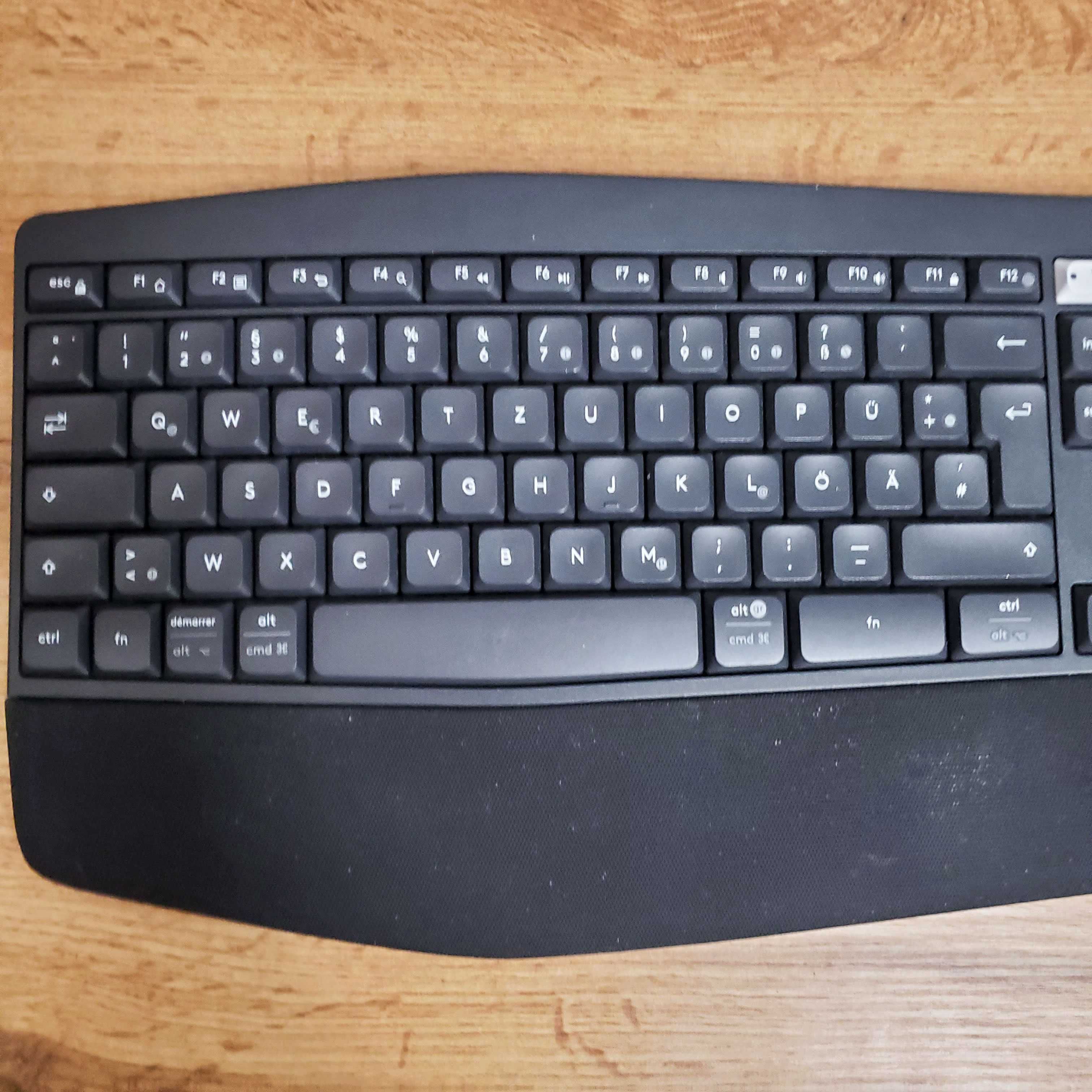 Logitech MK850 Performance дві клавіатури бездротові