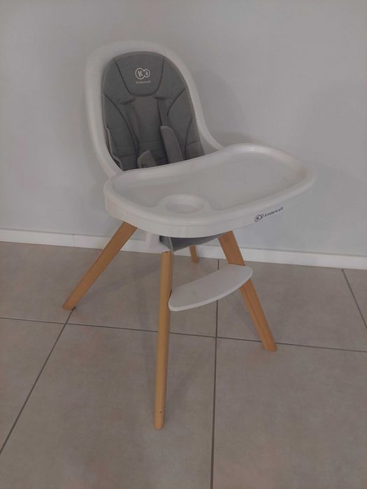 Cadeira de refeição como nova