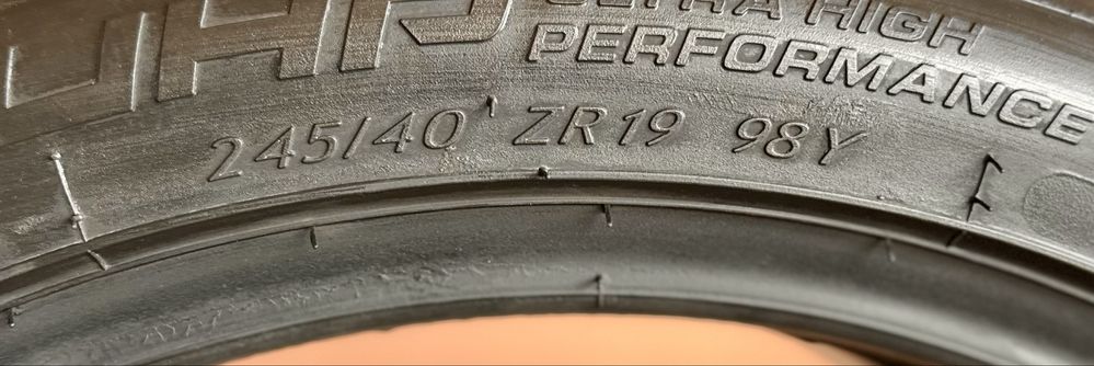 Riken 245/40/R19