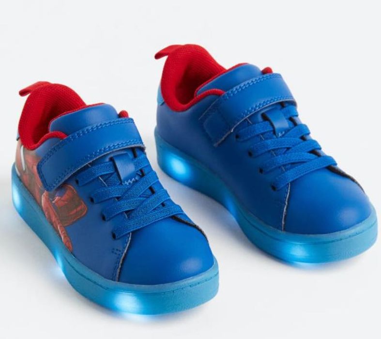 Spider-Man buty Świecące, led, migająca podeszwa NOWE 26 bliźniaki