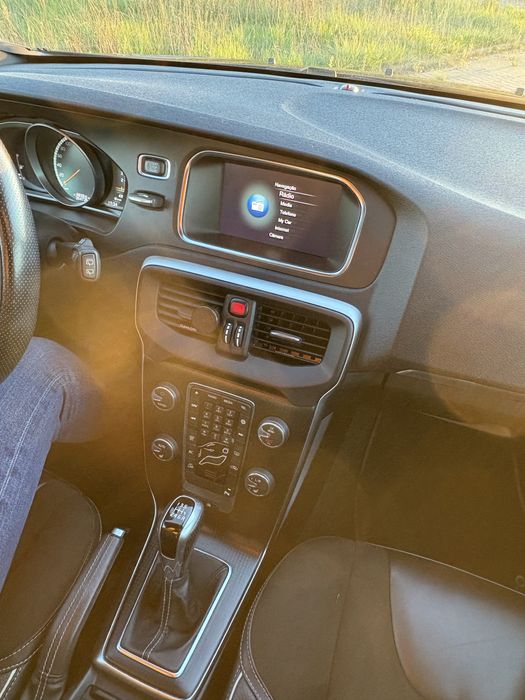 Volvo V40 R-Design D3