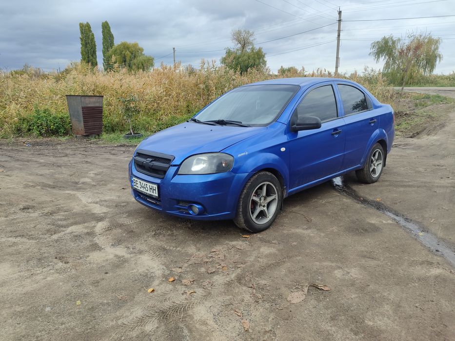 Продам Шевроле Авео 2008 рік 1.5 газ-бензин