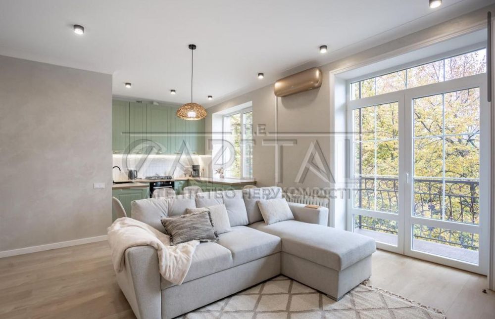 Оренда квартири 55 м² в центрі міста Печерський узвіз, Арсенальна,