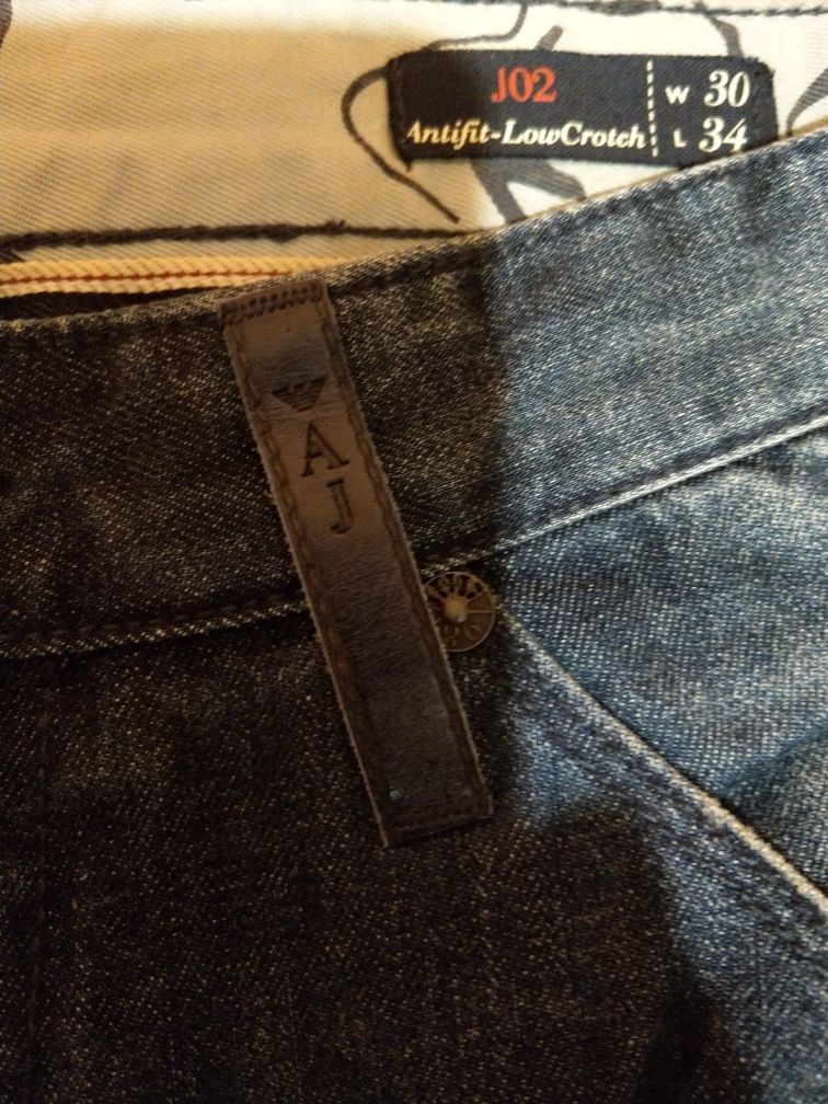 Wyprzedaż: Spodnie męski Armani Jeans.