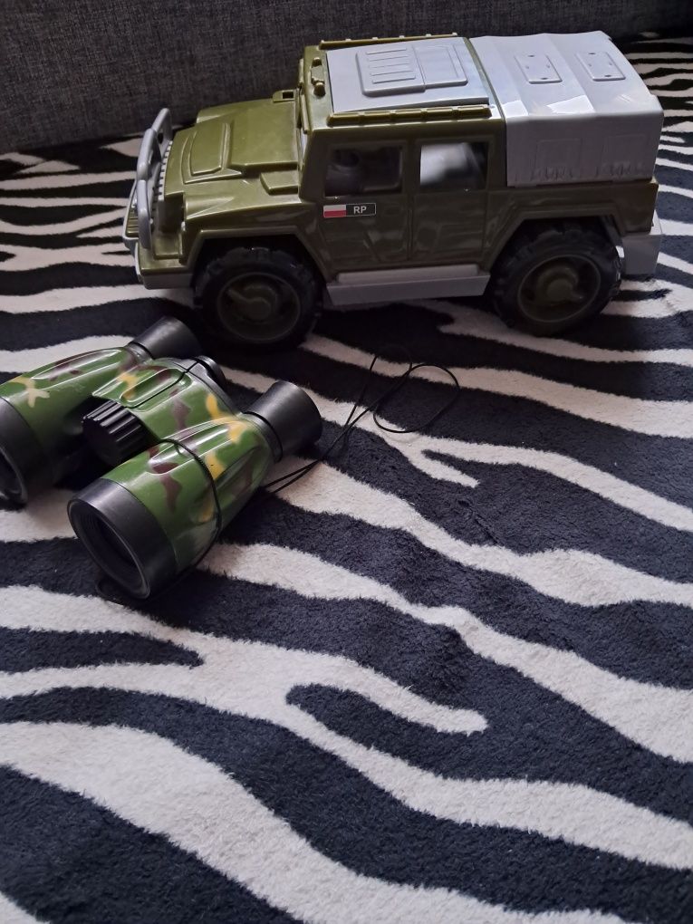 Auto wojskowe dziecięce
