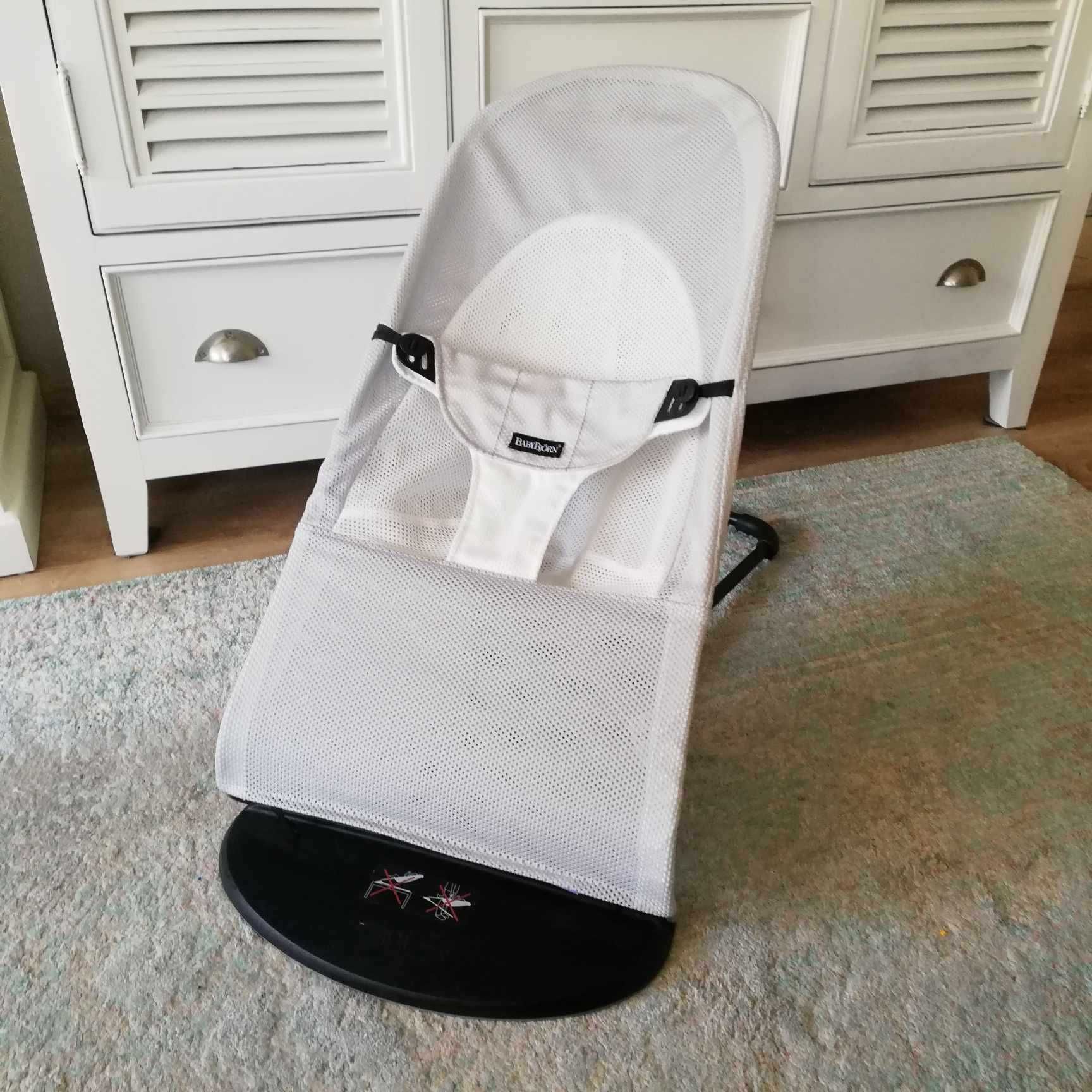 Babybjorn mesh leżaczek plus pałąk/ zabawka .Nowy 1000zl!