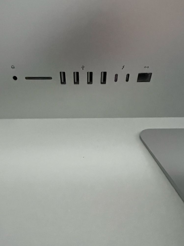 Apple iMac 27, i7 3.6GHz, Retina 5K