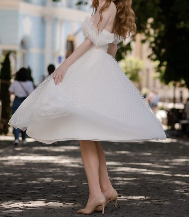 Красива сукня з мережі Love Story