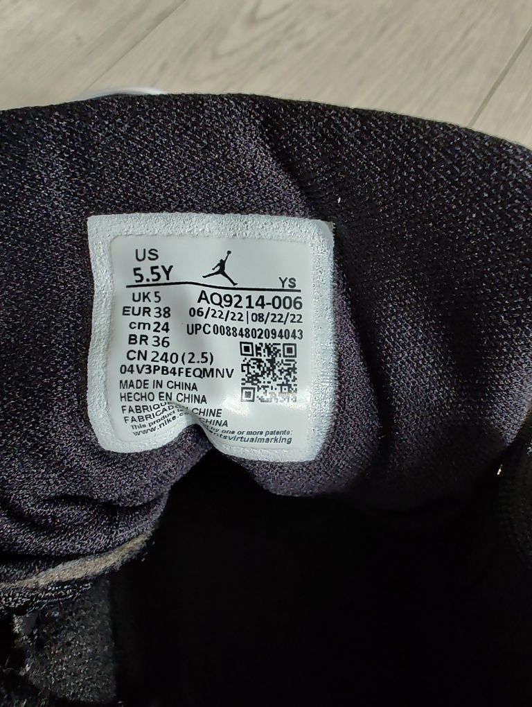 Buty Jordan r. 38