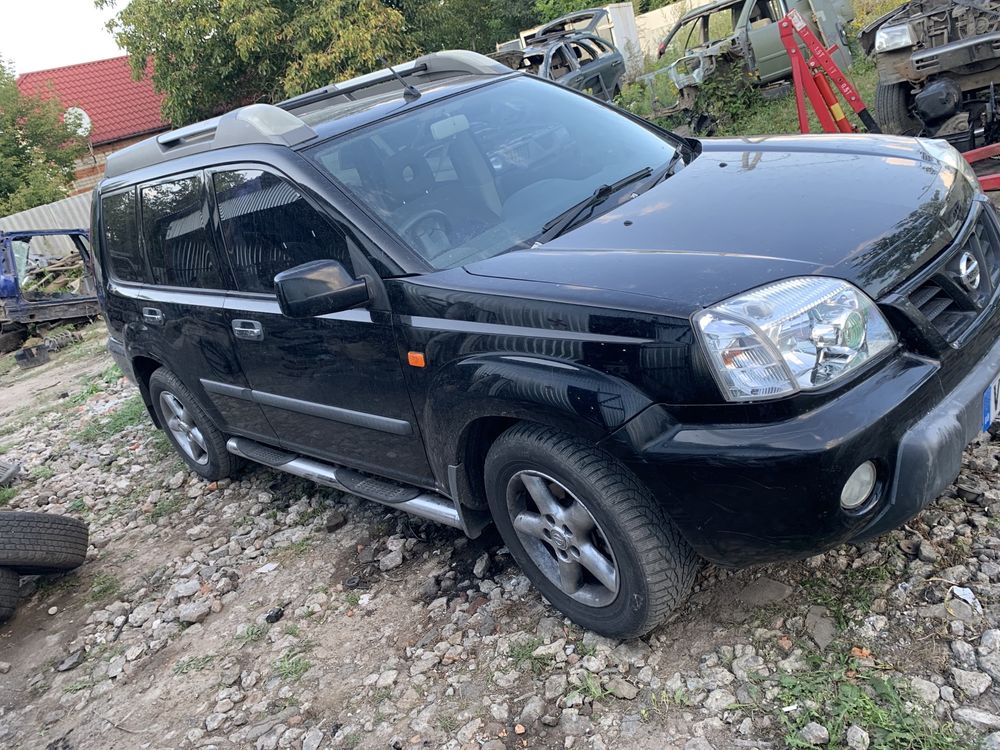 Разборка Nissan X-trail T30 2,2d стекло дверь стартер Xtrail