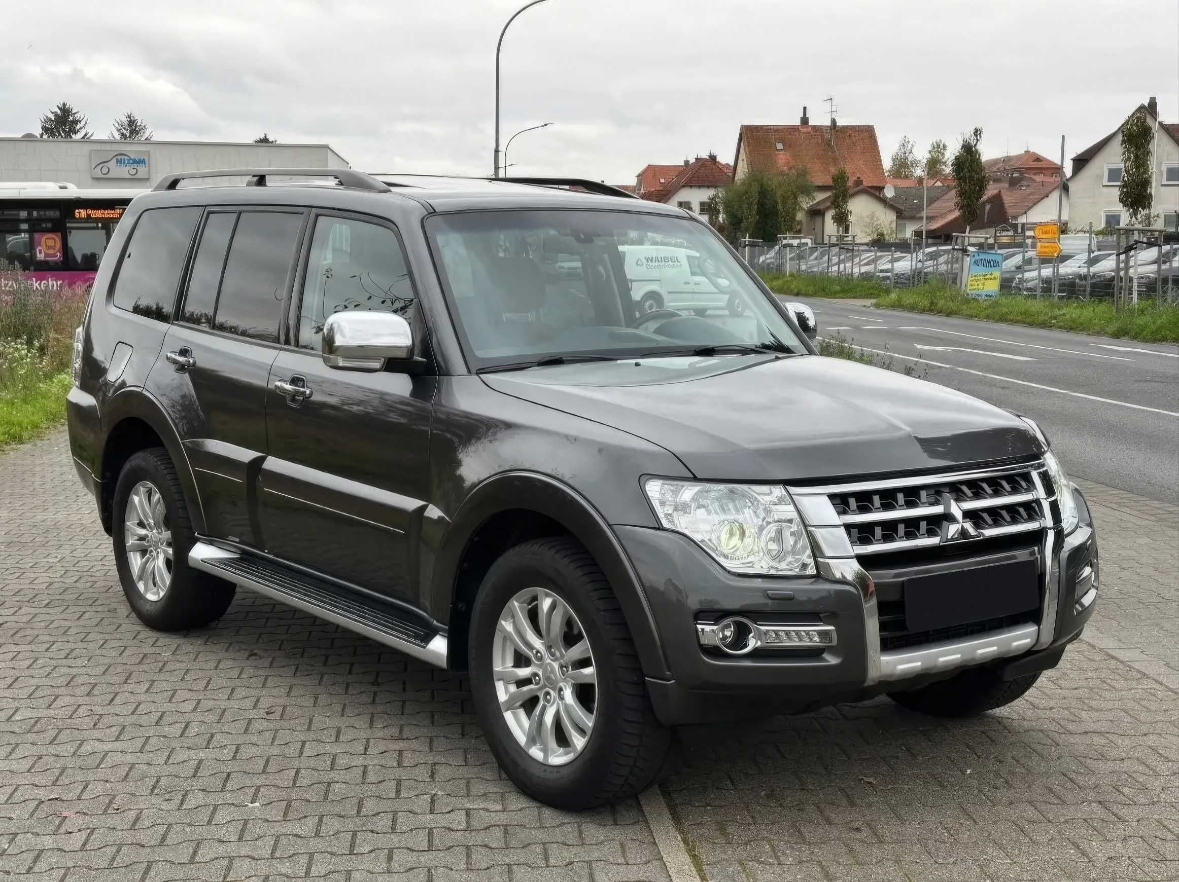 Mitsubishi Pajero 2018
