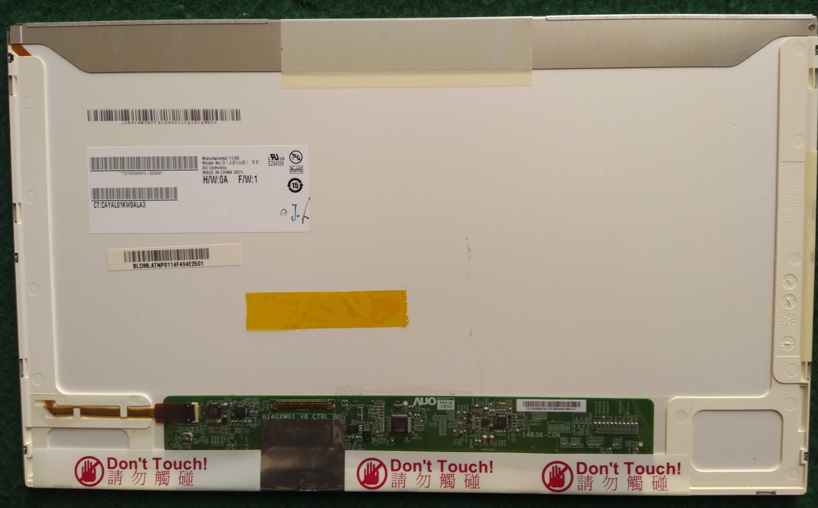 Display LCD B140XW01