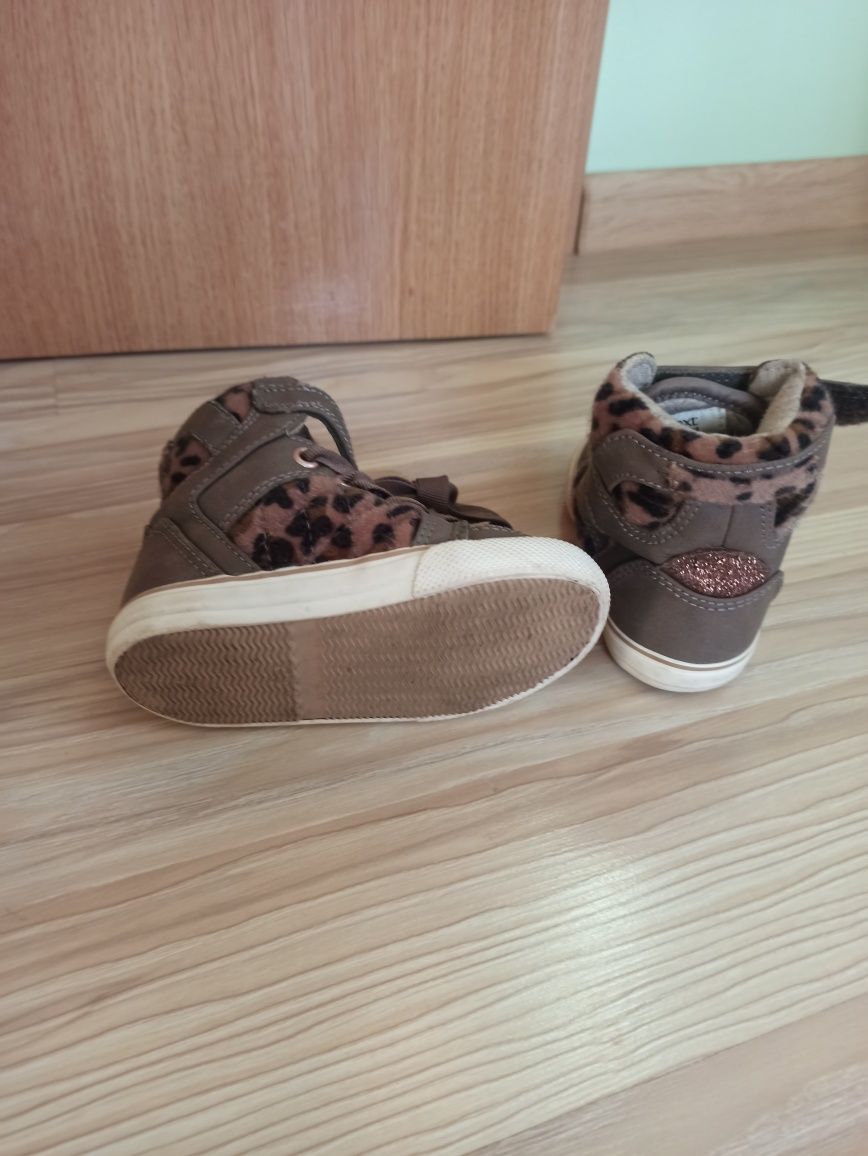 Кросівки хайтопи черевички для дівчинки