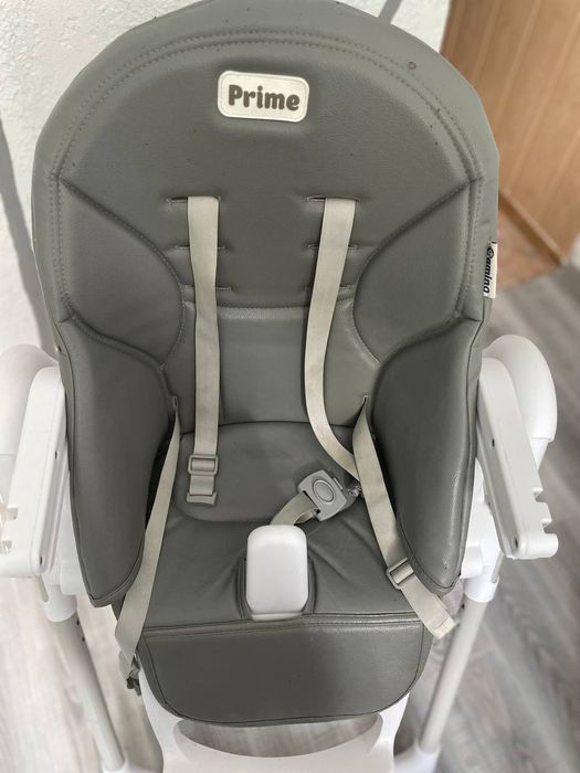 Стіл для годування