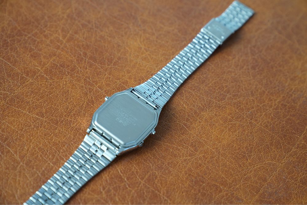 Zegarek Casio Vintage AQ-228 Srebrny Legendarny Stary Retro