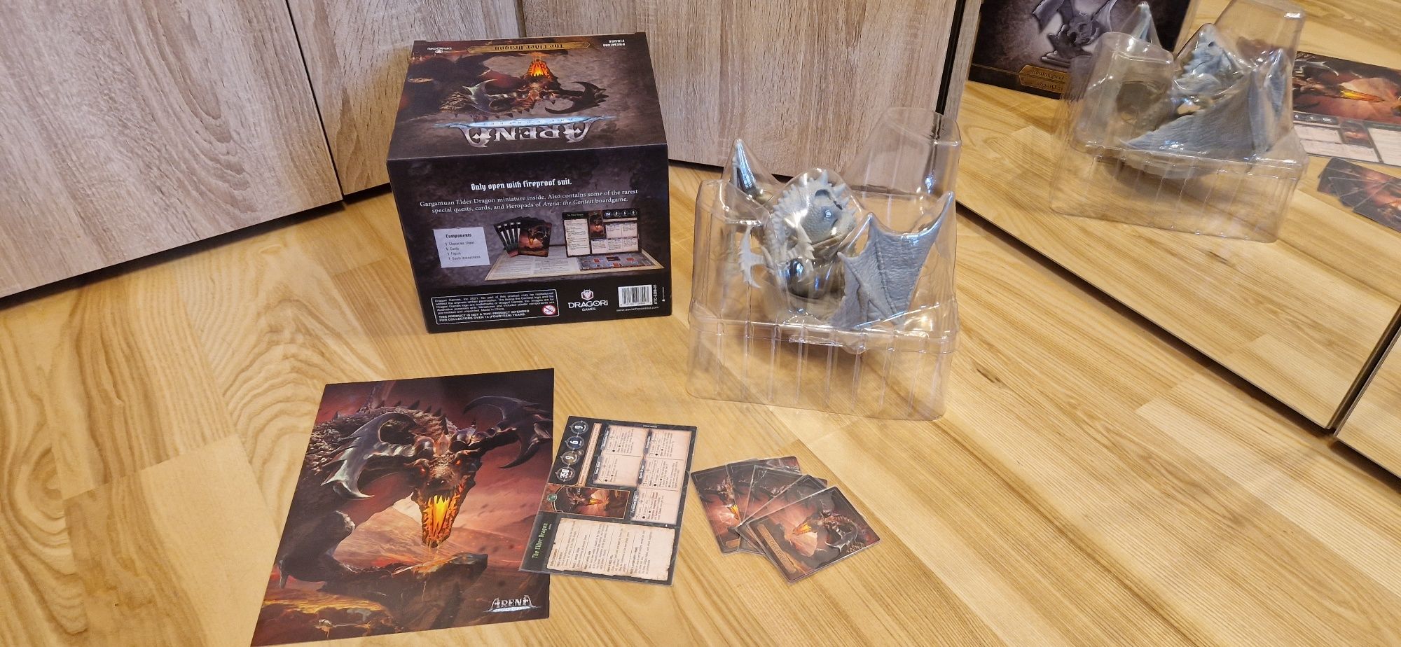Arena The Contest Elder Dragon KS EN Dungeons and Dragons Figurka