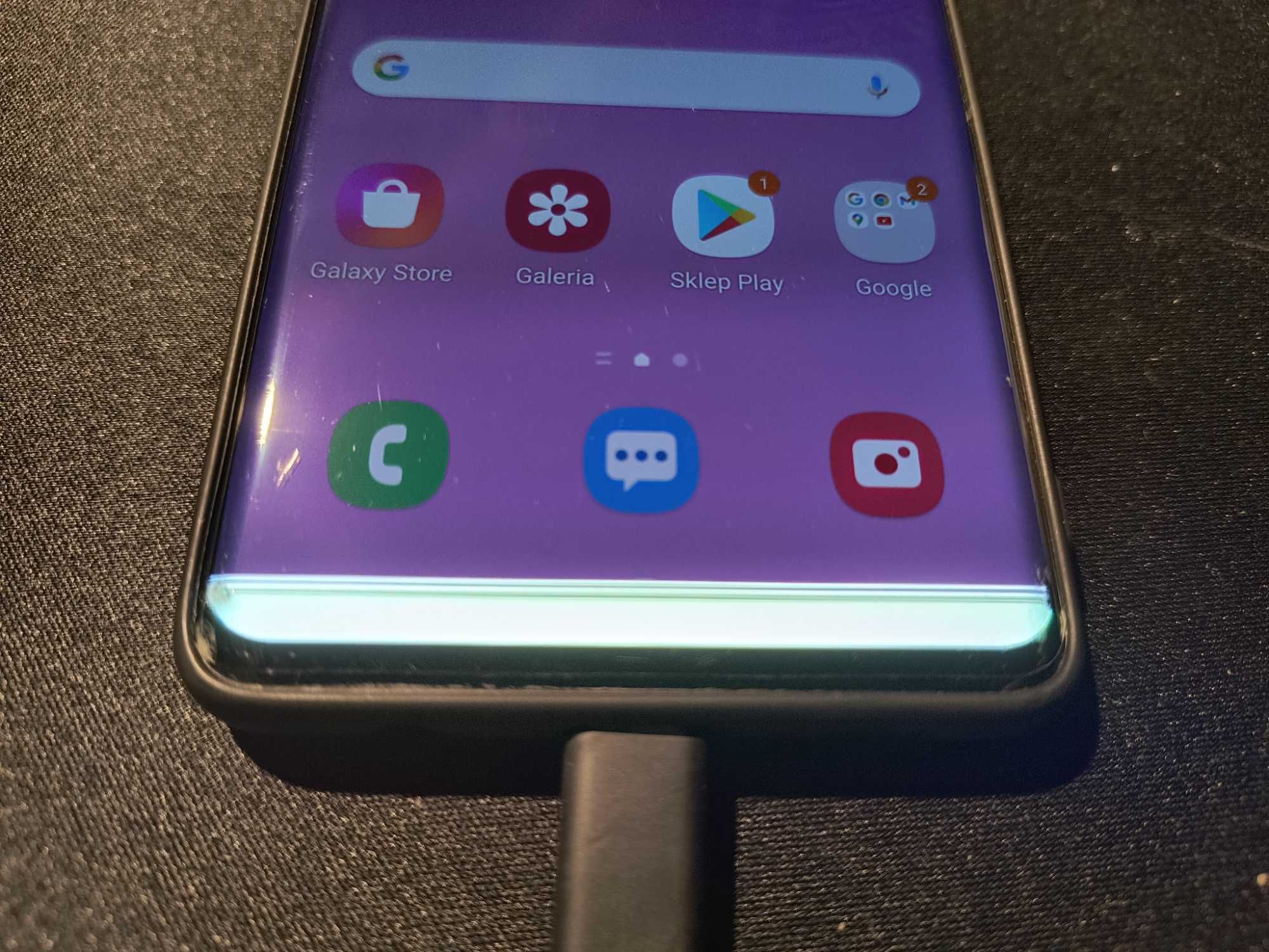 Samsung Galaxy S10+ uszkodzony