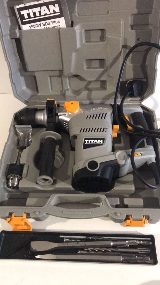 Перфоратор Titan TTB 653 SDS 1500 Вт 8 Дж з Англії