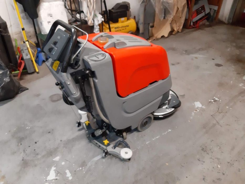 Hakomatic b45, Hako, Szorowarka, Myjka do posadzek.