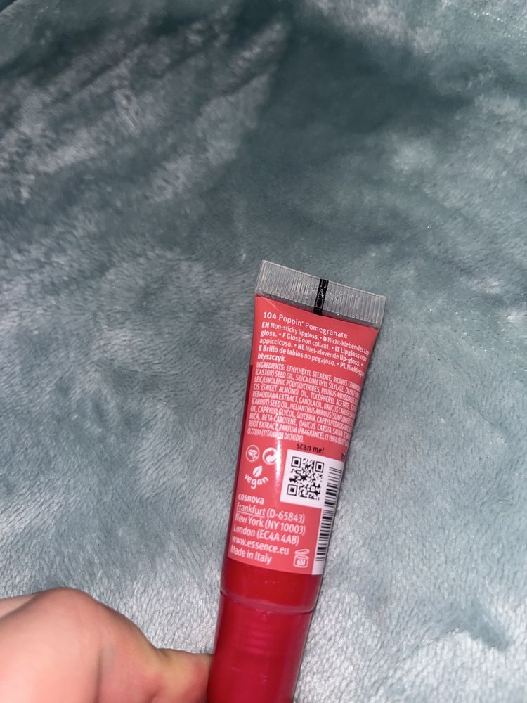 Essence juicy bomb Shiny lipgloss