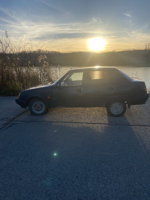 Славута в доброму стані  на ходу мотор 1.2