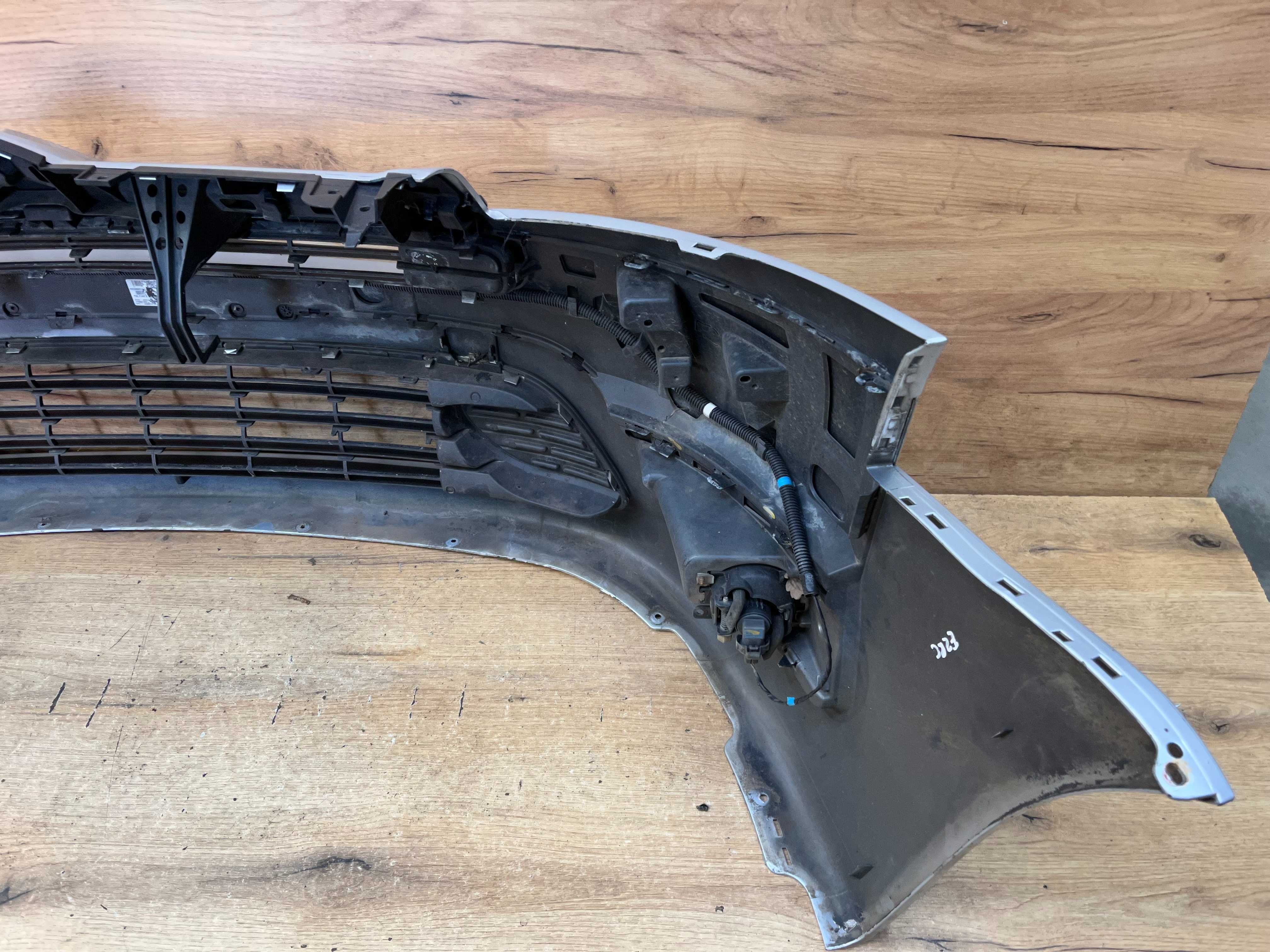 Zderzak przedni Citroen C4 Grand Picasso kolor ezrc
