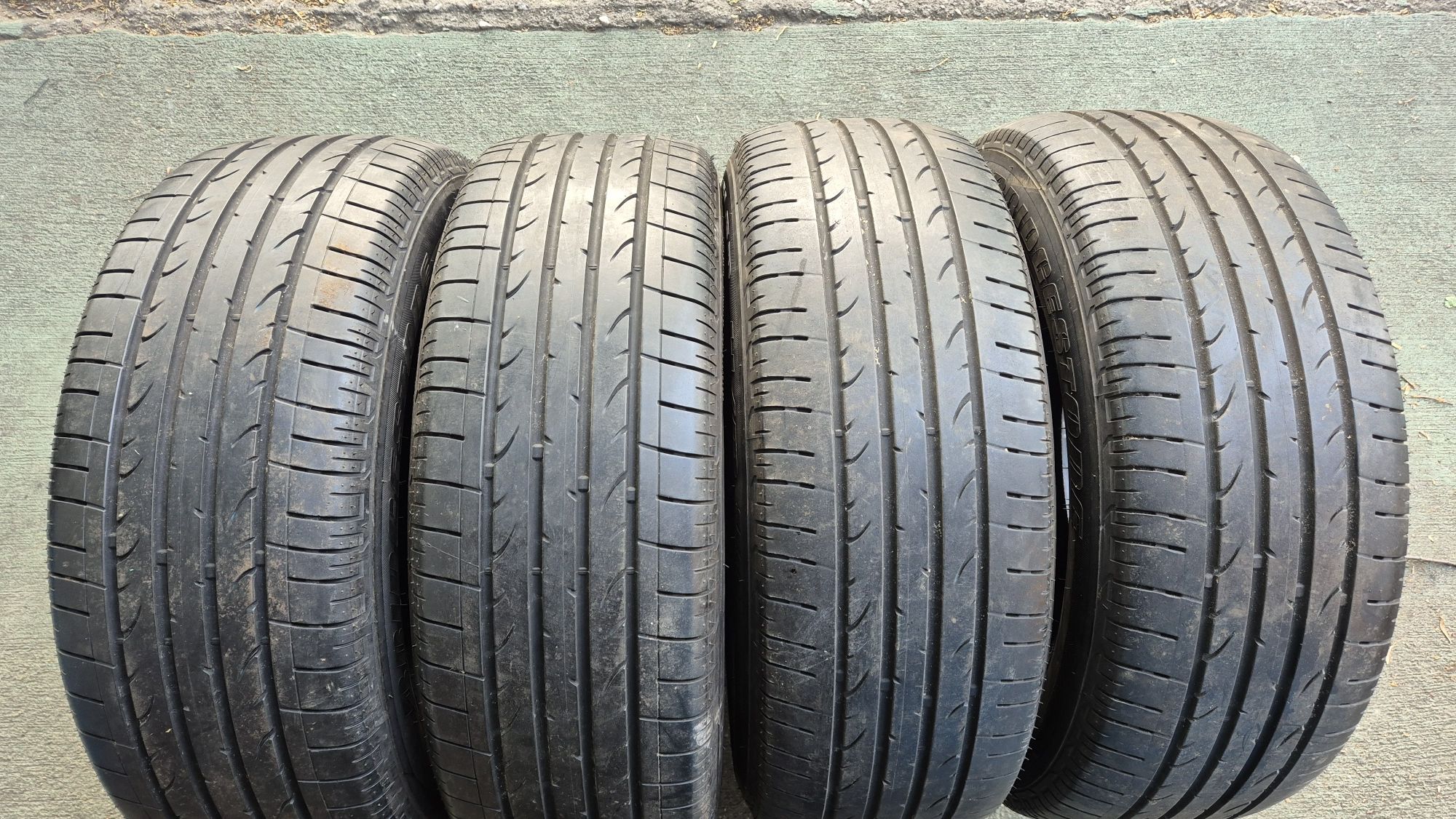 Bridgestone Dueler H/P sport 245/65/17