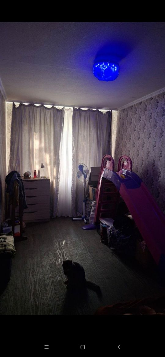 Продам 2 кімнатну з ремонтом
