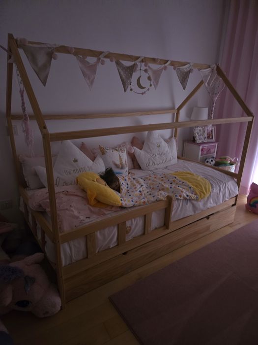 Cama de criança madeira natural