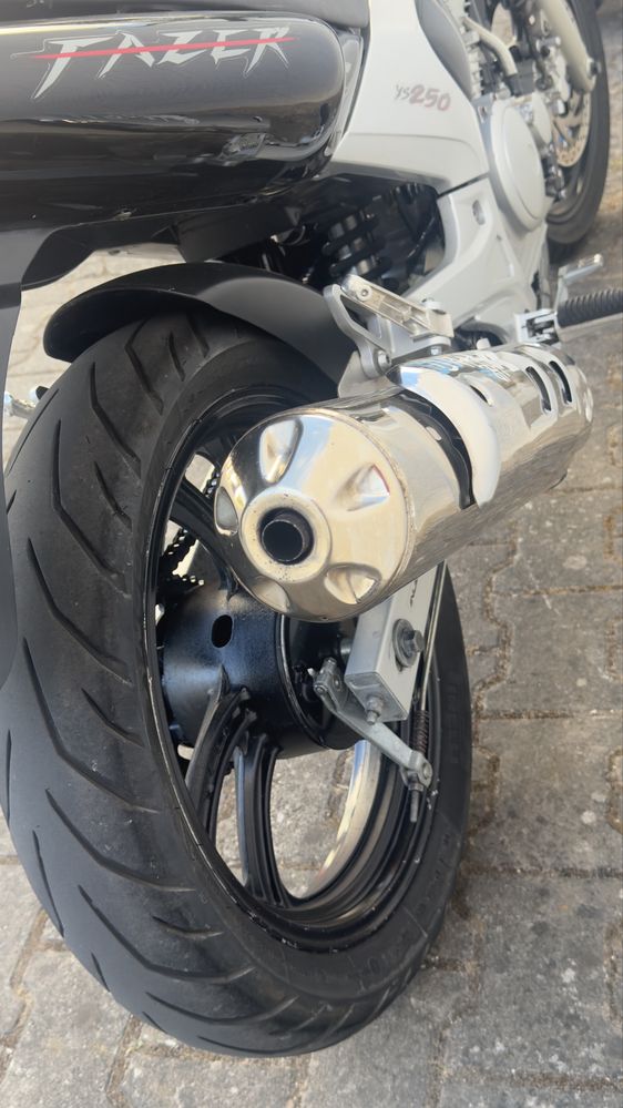Yamaha Fazer 250 07